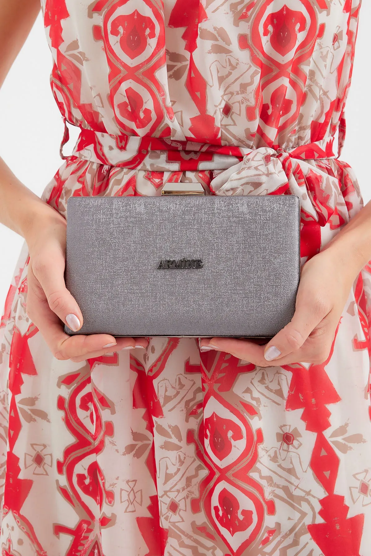 armine kadin parlakabiye clutch çanta 010155