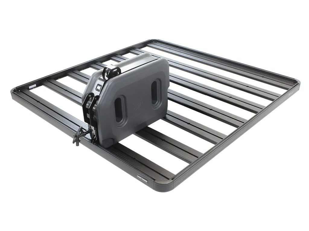 Pro Water Tank With Mounting System - Front Runner