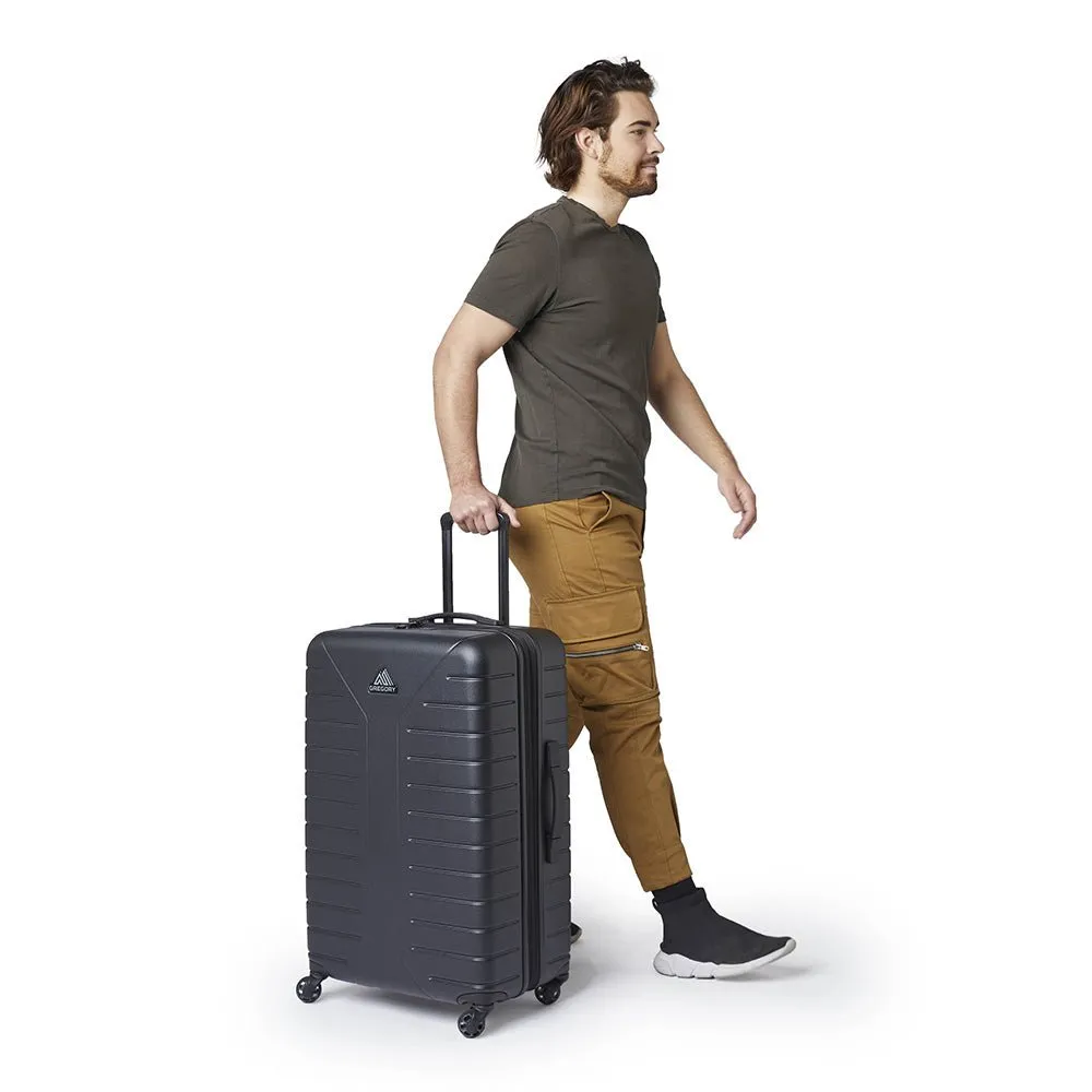 QUADRO HARDCASE 28" WHEELED LUGGAGE